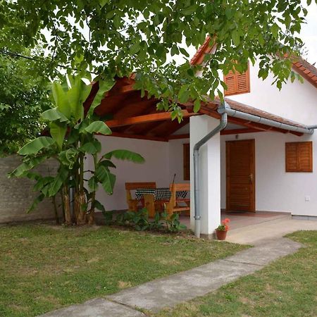 Apartment Balatonbereny 8 Экстерьер фото