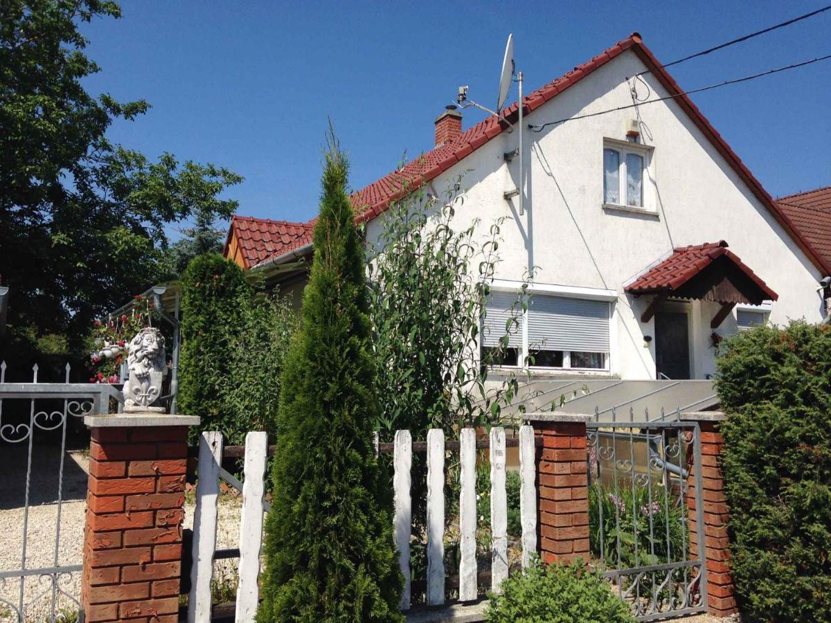 Apartment Balatonbereny 8 Экстерьер фото